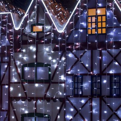 Новогодняя гирлянда Eurosvet Занавес 2х3м 600LED белый с мерцанием 200-101